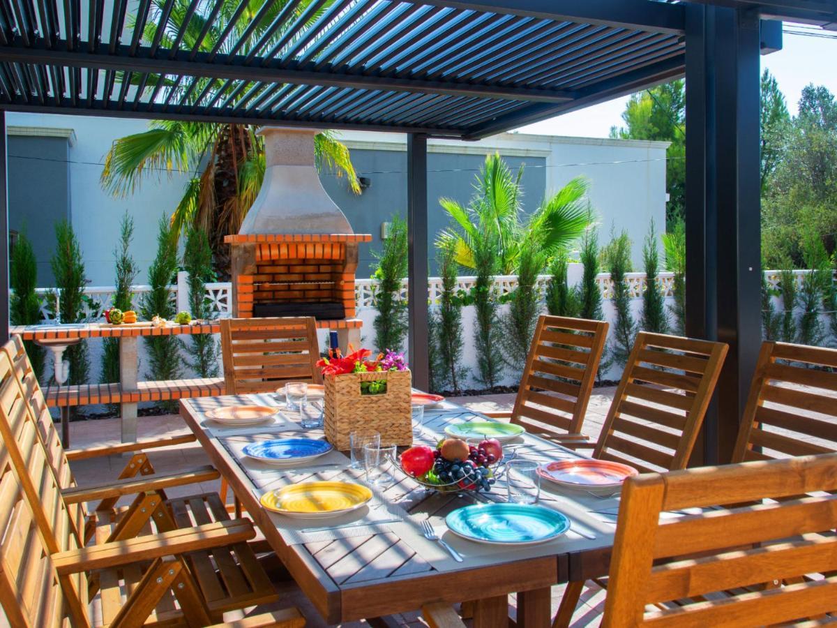 Agave By Interhome Calp